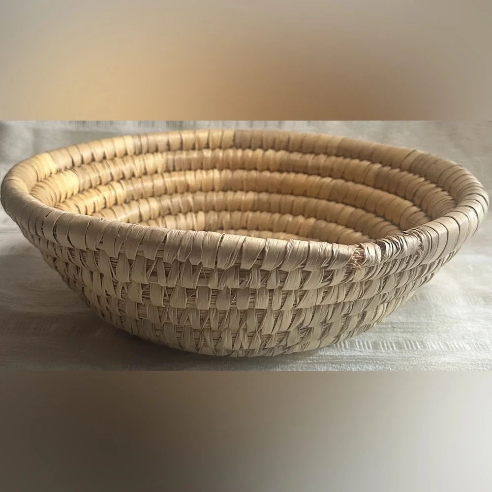 Vintage Bahamas Handwoven Straw Basket Bowl Boho Coastal Decor